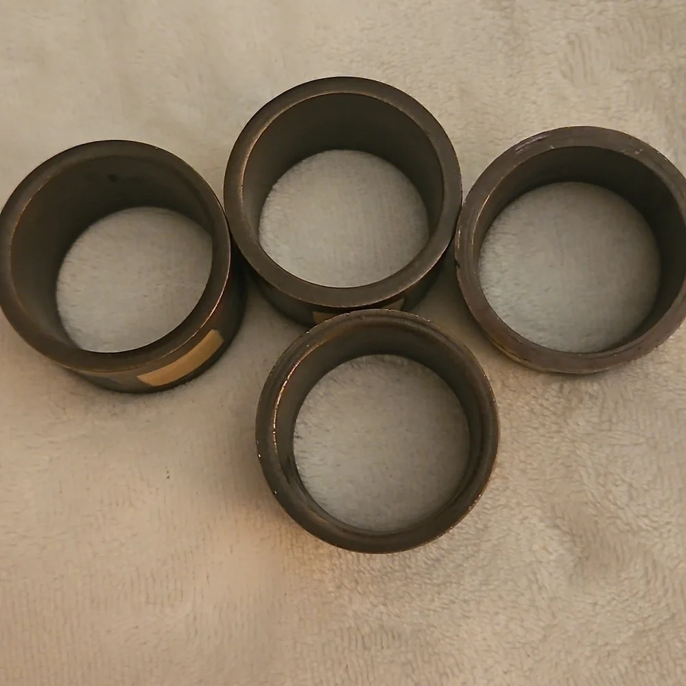 Vintage PIER 1 1980s Set of Four Bronze Enamel Modernist Napkin Rings Set